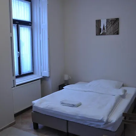 Vendeghaz İstolni Belgrad